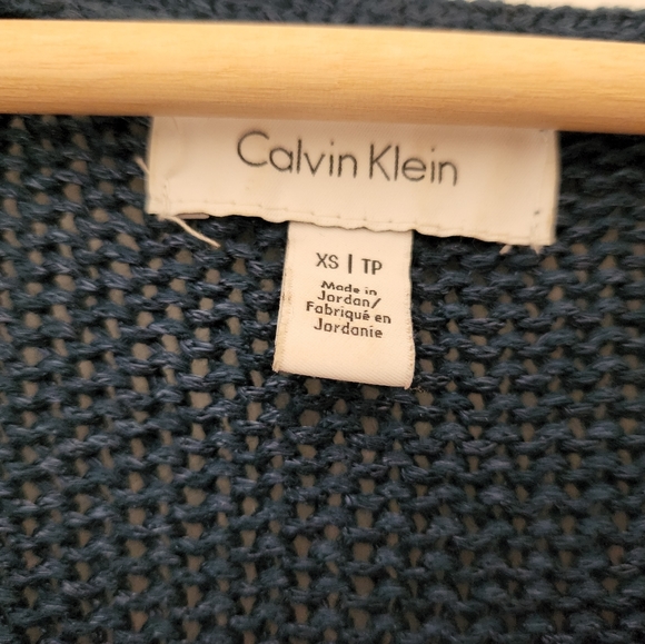 Sweater - Picture 3 of 6